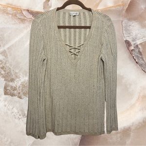 St. John Sport Tan/Beige Knit Pullover V-Neck Sweater - Size L - Made in USA